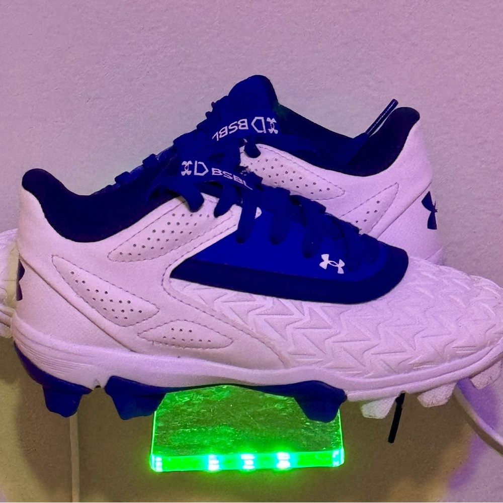 Under Armour Blue and White Sneakers with Athletic Design